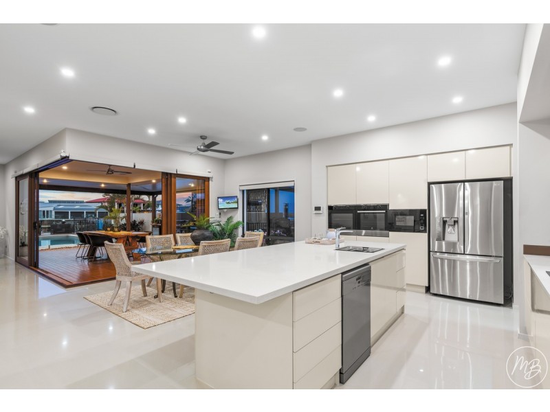 13 Kinsail Court, Raby Bay QLD 4163