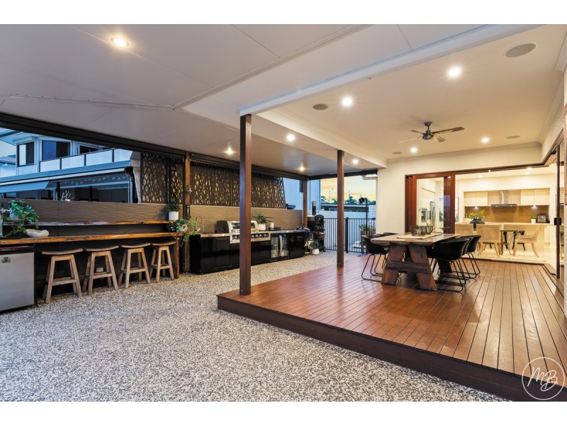 13 Kinsail Court, Raby Bay QLD 4163