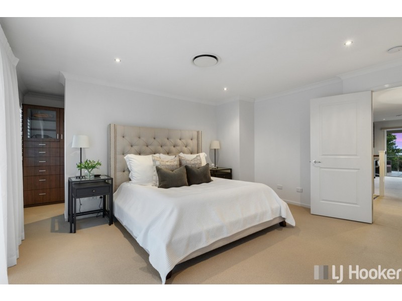 11 Melrose Court, Redland Bay QLD 4165