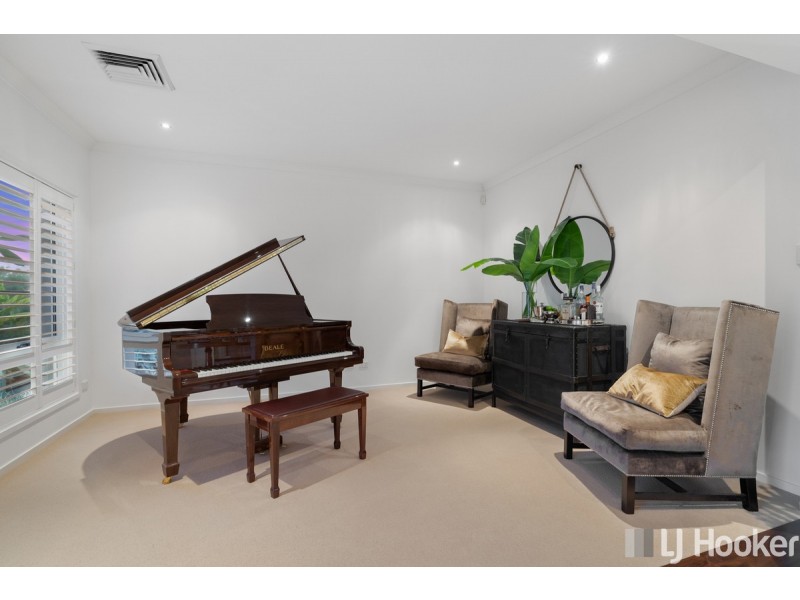 11 Melrose Court, Redland Bay QLD 4165