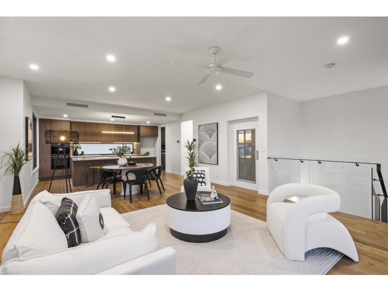 2/5 Paxton Street, Cleveland QLD 4163