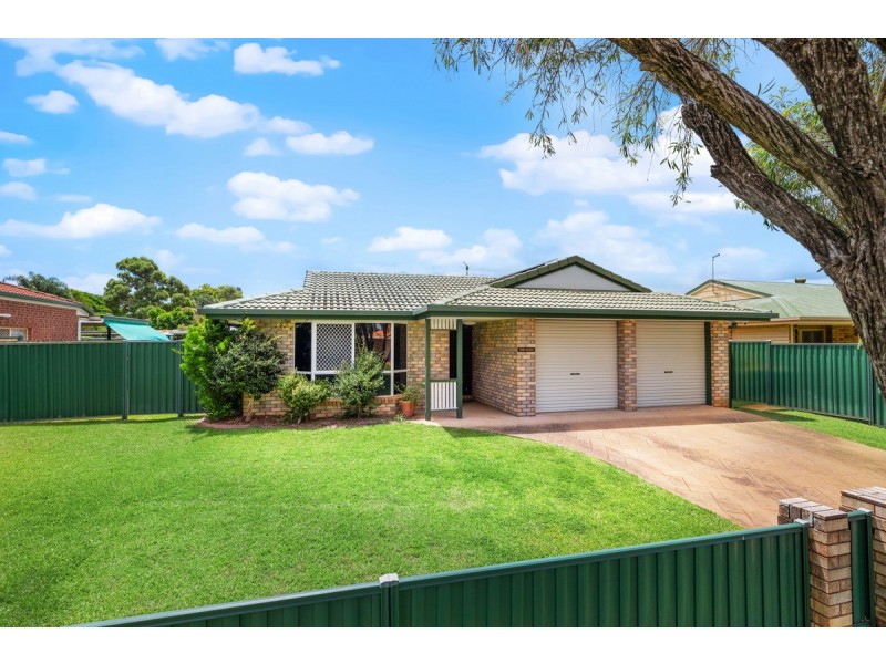 27 Seagull Street, Victoria Point QLD 4165