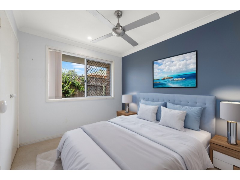 27 Seagull Street, Victoria Point QLD 4165