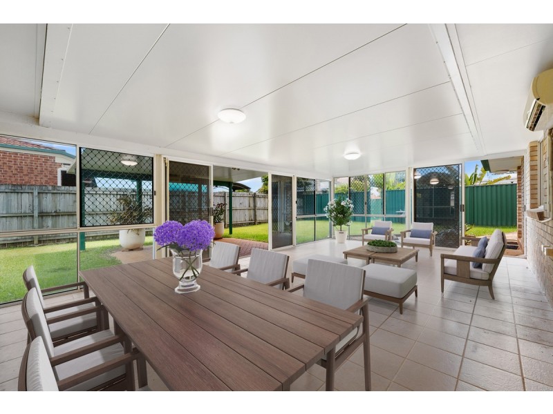 27 Seagull Street, Victoria Point QLD 4165