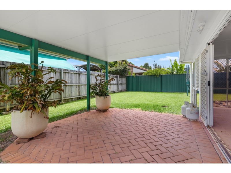 27 Seagull Street, Victoria Point QLD 4165