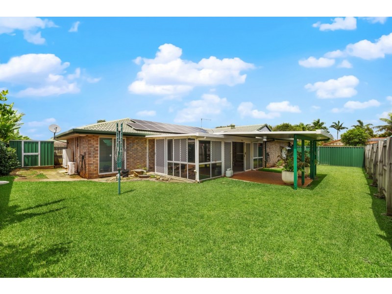 27 Seagull Street, Victoria Point QLD 4165