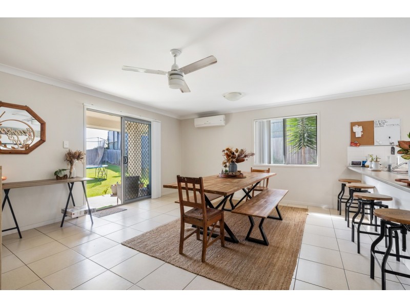 22 John Crescent, Pimpama QLD 4209