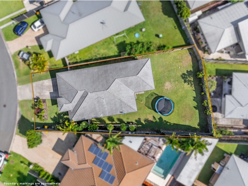 22 John Crescent, Pimpama QLD 4209