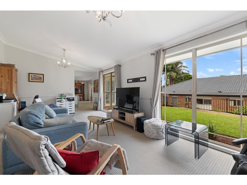 21 Leonard Street, Wellington Point QLD 4160