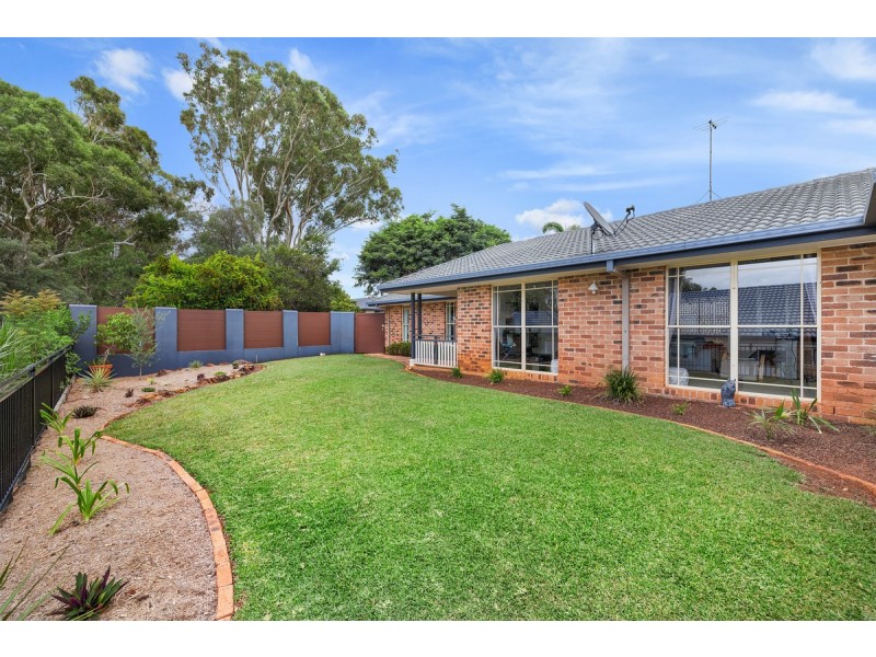 21 Leonard Street, Wellington Point QLD 4160