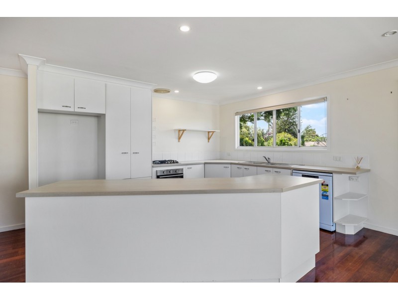 7 Labib Street, Redland Bay QLD 4165