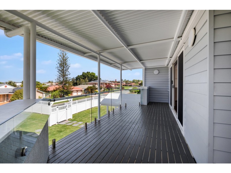 7 Labib Street, Redland Bay QLD 4165