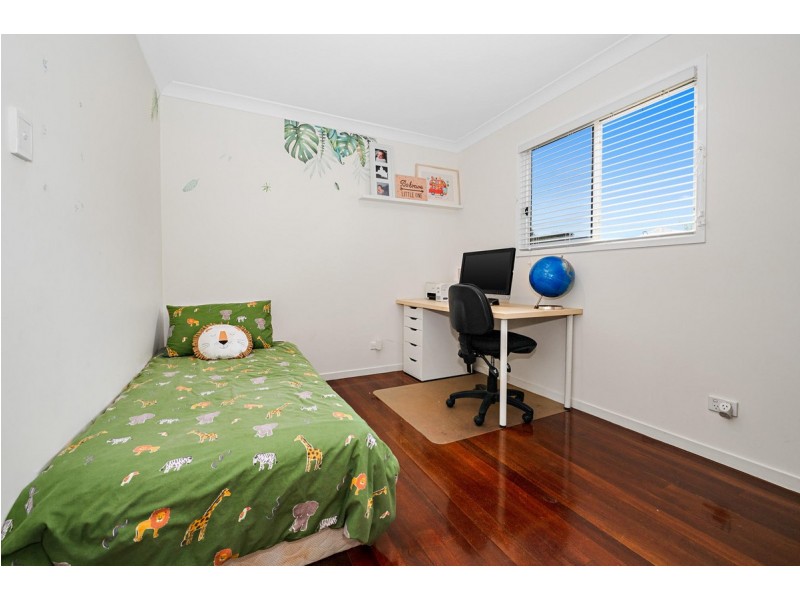 7 Labib Street, Redland Bay QLD 4165