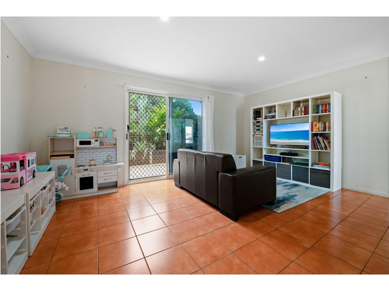 7 Labib Street, Redland Bay QLD 4165