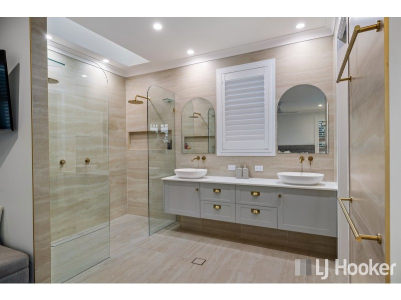 14A Russell Street, Cleveland QLD 4163