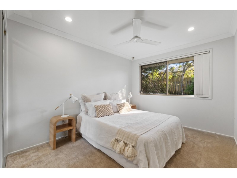10 Aqua Crescent, Redland Bay QLD 4165