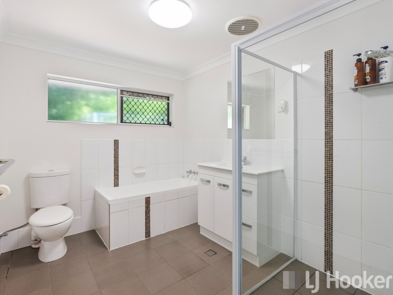 1 Lake View Drive, Thornlands QLD 4164