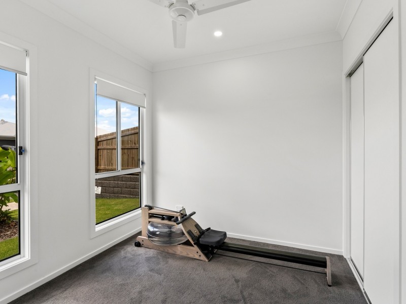 6 Brittle Street, Redland Bay QLD 4165