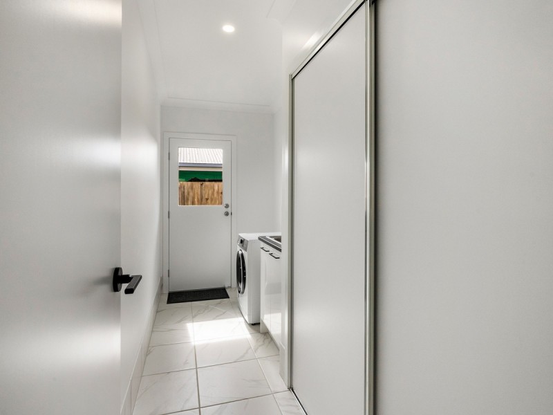 6 Brittle Street, Redland Bay QLD 4165