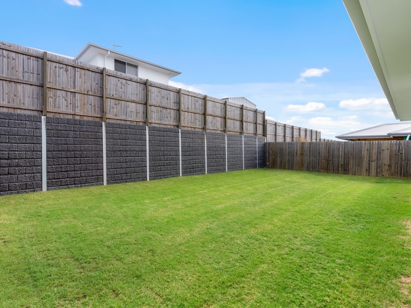 6 Brittle Street, Redland Bay QLD 4165