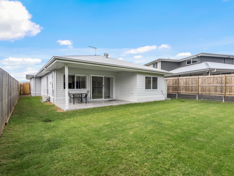 6 Brittle Street, Redland Bay QLD 4165