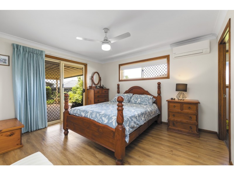 3 Viewfield Street, Redland Bay QLD 4165