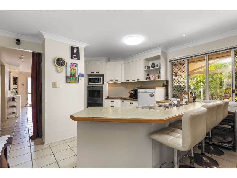 20 Dart Street, Redland Bay QLD 4165