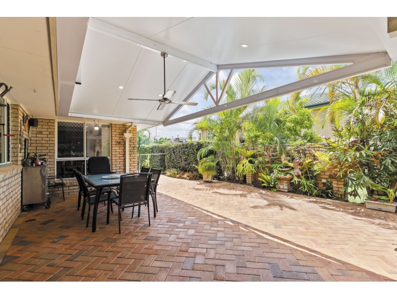 20 Dart Street, Redland Bay QLD 4165
