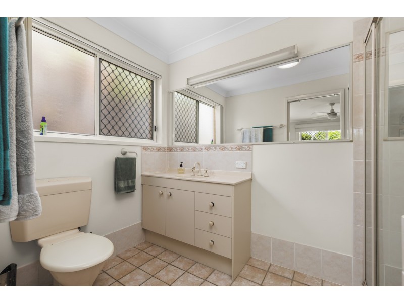 20 Dart Street, Redland Bay QLD 4165