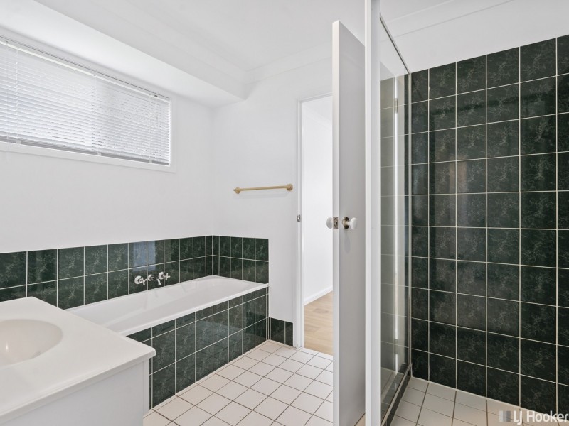 16 Sapphire Drive, Alexandra Hills QLD 4161