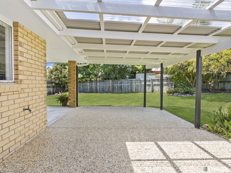 16 Sapphire Drive, Alexandra Hills QLD 4161