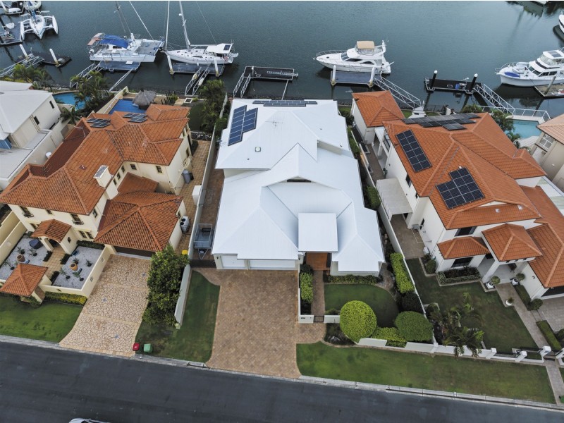 9 Martingale Court, Raby Bay QLD 4163