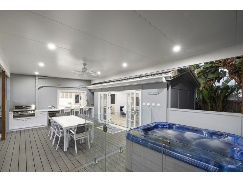 9 Coburg Street East, Cleveland QLD 4163