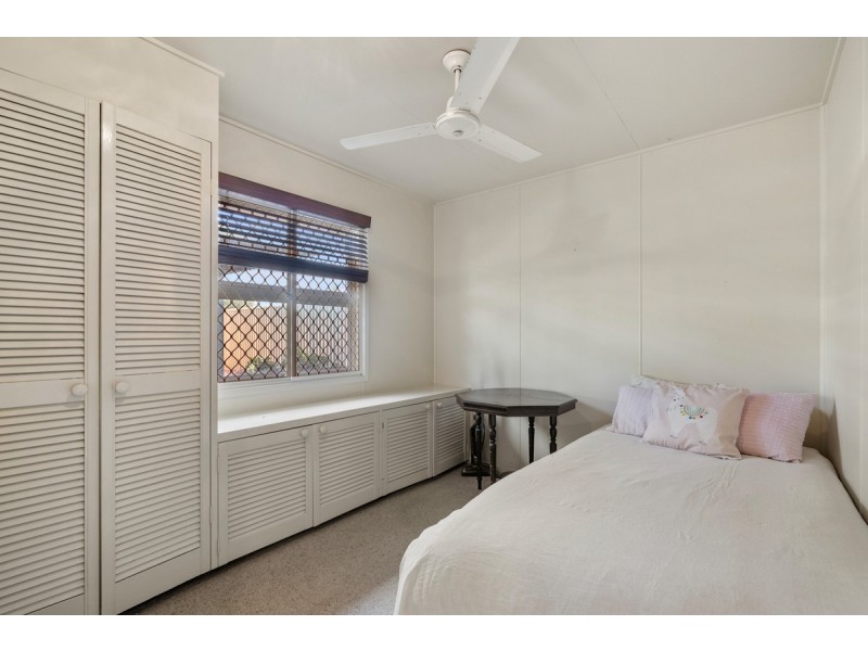 39 Warner Street, Wellington Point QLD 4160