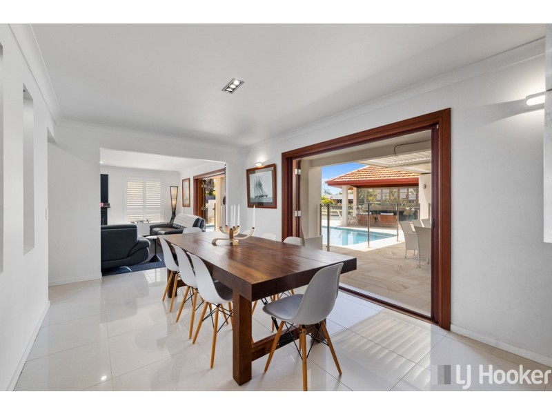 27 Compass Court, Raby Bay QLD 4163