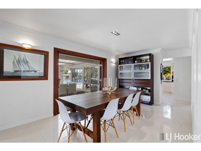 27 Compass Court, Raby Bay QLD 4163