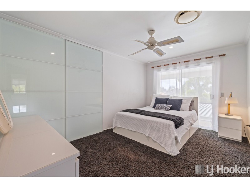 27 Compass Court, Raby Bay QLD 4163