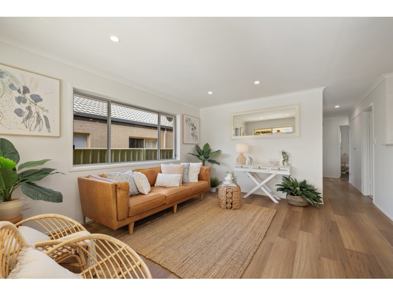 33 Bell  Street, Ormiston QLD 4160