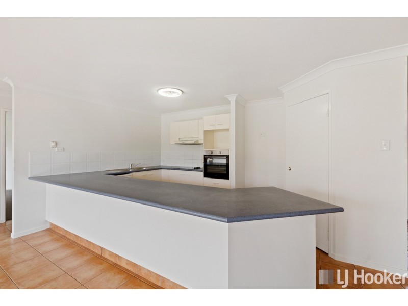 8 Cazna Court, Redland Bay QLD 4165