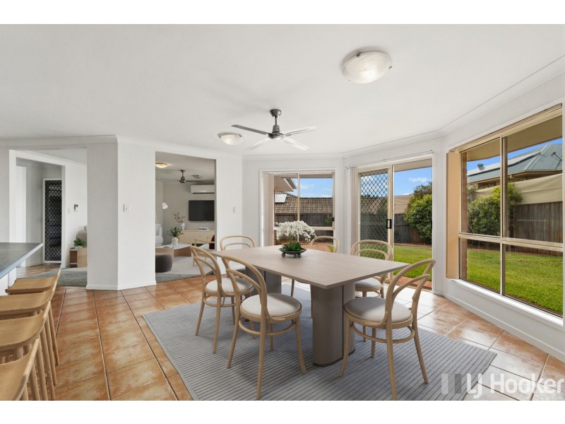 8 Cazna Court, Redland Bay QLD 4165