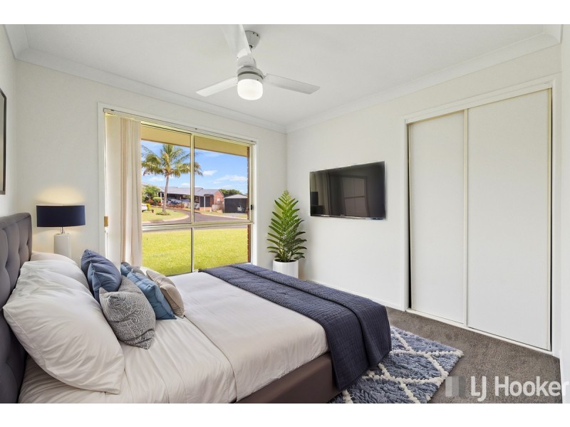 8 Cazna Court, Redland Bay QLD 4165