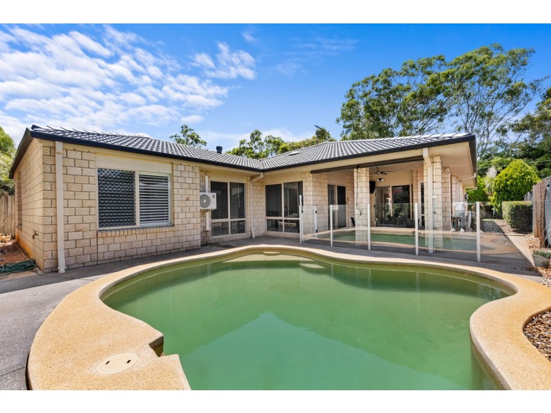 72 Starkey Street, Wellington Point QLD 4160