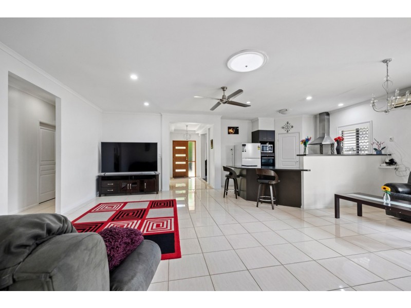 72 Starkey Street, Wellington Point QLD 4160