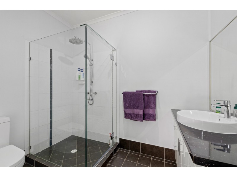 72 Starkey Street, Wellington Point QLD 4160