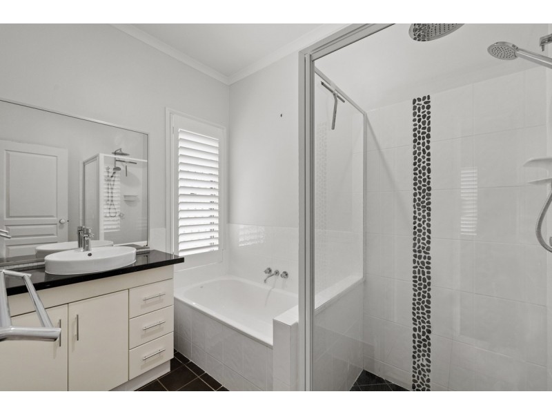 72 Starkey Street, Wellington Point QLD 4160