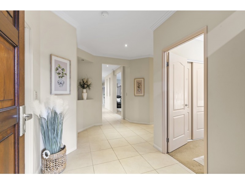 14 Tudar Place, Thornlands QLD 4164