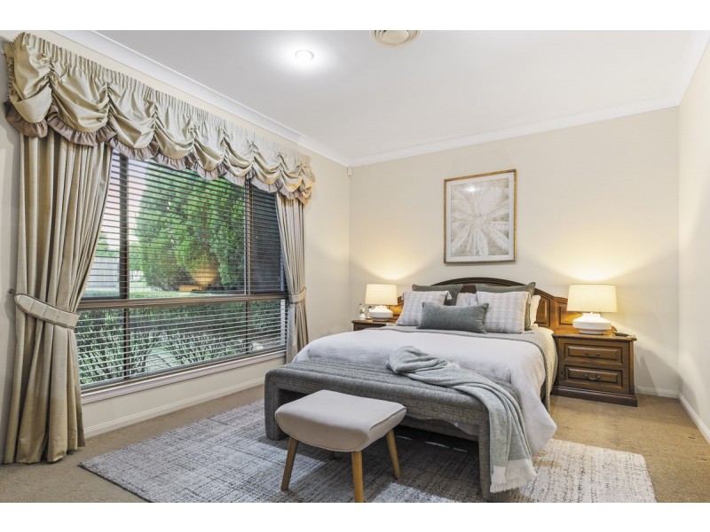 14 Tudar Place, Thornlands QLD 4164