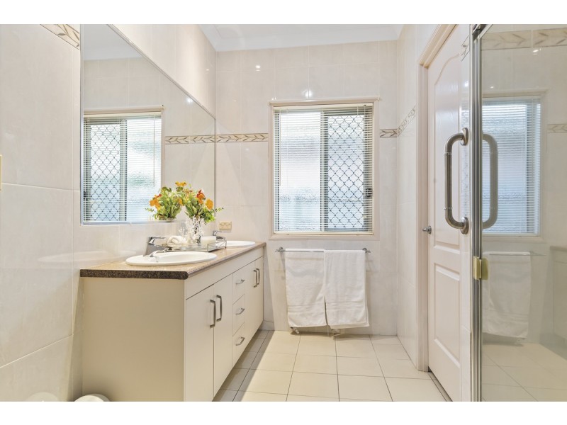 14 Tudar Place, Thornlands QLD 4164