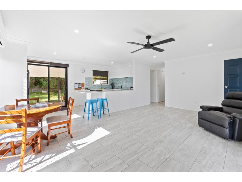 13 Ravensworth Place, Alexandra Hills QLD 4161