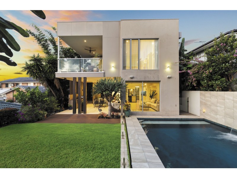 33 Eromanga Street, Carindale QLD 4152